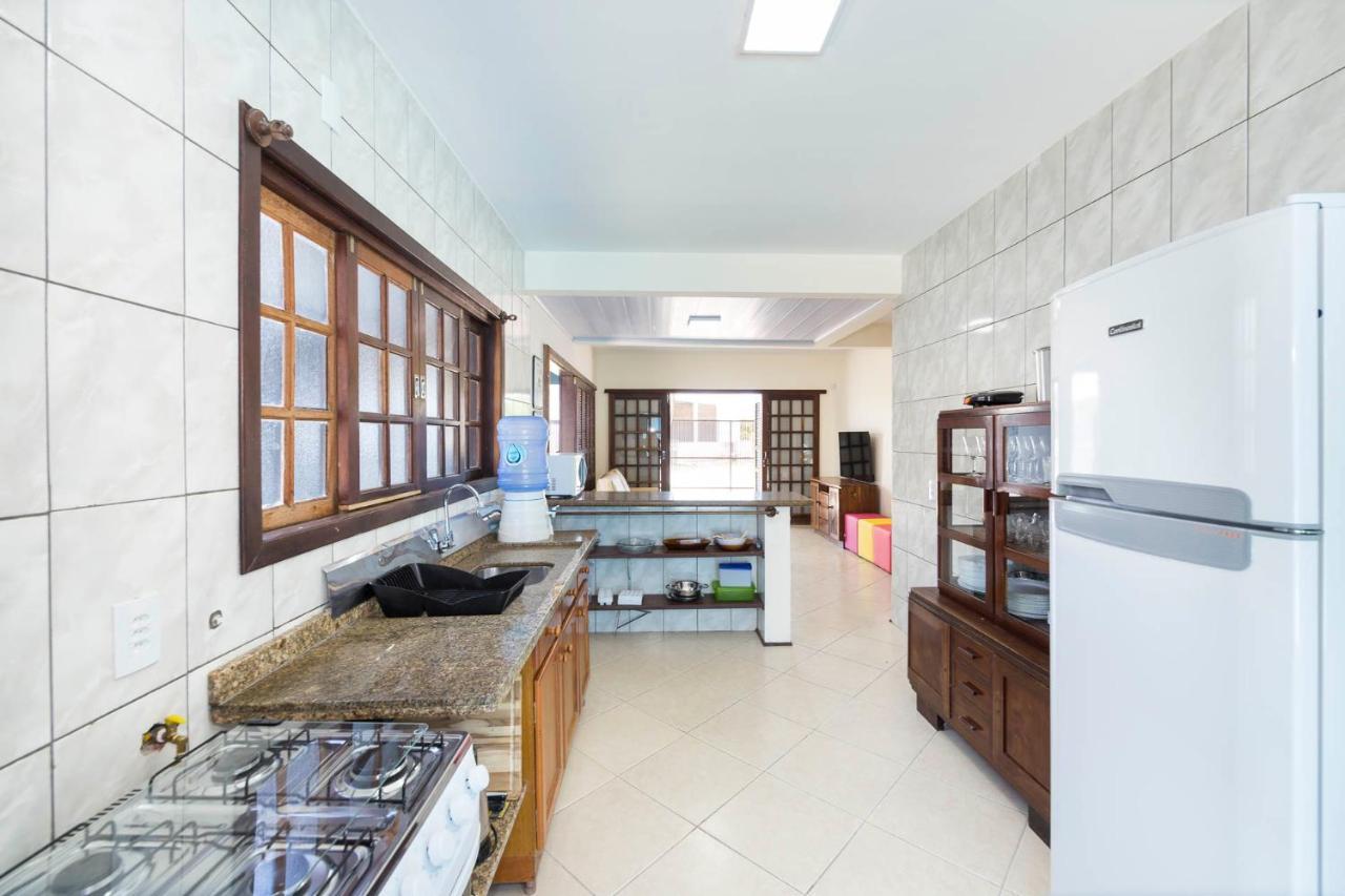 בומבינאס Casa Patta - 05 Dormitorios, Com Piscina. מראה חיצוני תמונה
